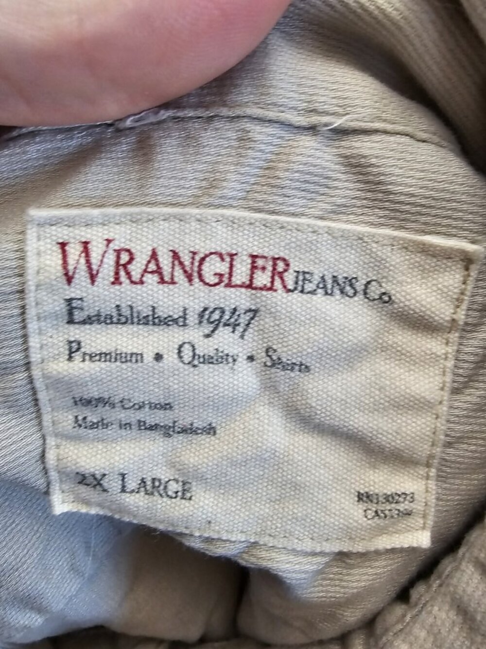 Wrangler Tan Button Down Shirt Men's Size 2XL Long Sleeve - Picture 3 of 4